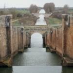 Canal histórico localizado no Caminho de Santiago de Compostela.