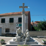 Cruzeiro histórico localizado no Caminho de Santiago de Compostela